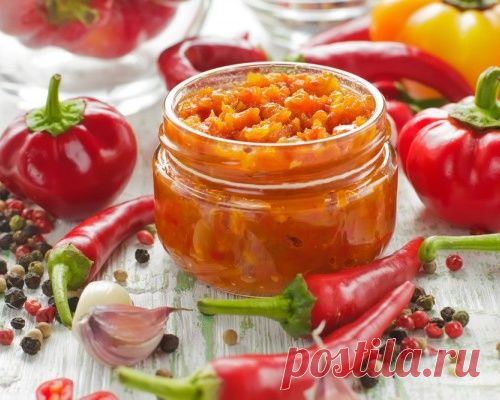 Аджика на зиму с яблоками и морковью