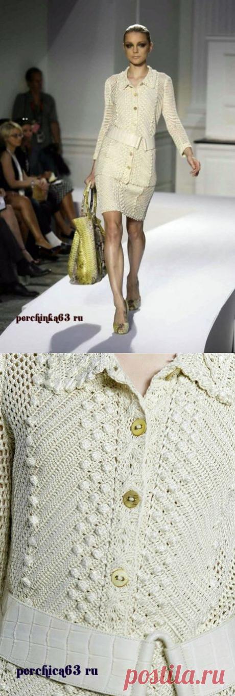 Стильный  костюм крючком от  Oscar de la Renta