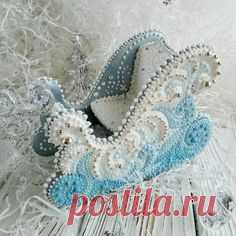 Пряничные сани Деда Мороза, размеры 17*13*9см, 2500 руб. #пряникибелорусская#пряничныесани#санидедамороза#пряничныесани#новогоднийподарок#новогодниепряники#имбирныйпряник#медовыйпряник