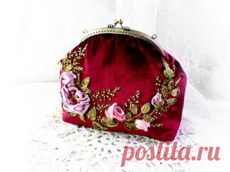 Bag for cosmetics, bag embroidered, bag embroidered with ribbons, cosmetic bag, cosmetic bag velvet, cosmetic bag for gift, buy cosmetic bag Hand Embroidered Wallet  Looking for the perfect gift? You found it!  This is a fabric bag. This is the perfect wallet. This bag is made of soft and washable fabric, with all the places that we put in our wallet. I am sure you will like it. This bag has a satin lining with an inside