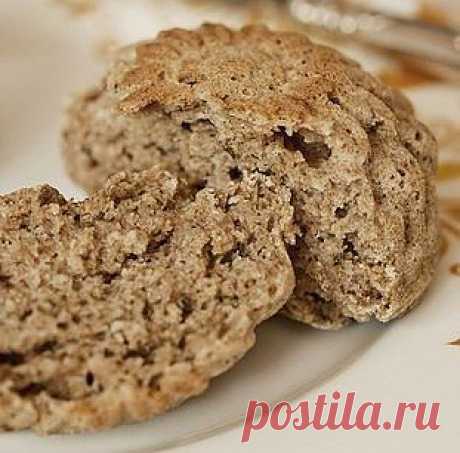 Булочки не кефире готовятся просто и быстро из ржаной муки. Это не калорийный рецепт здорового питания.