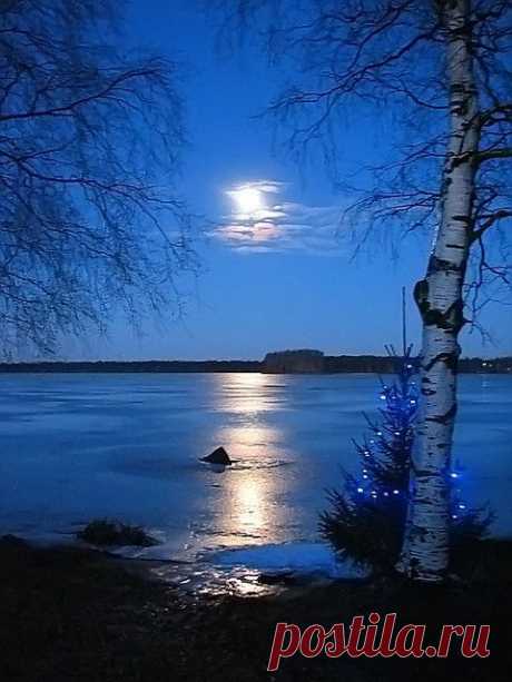 луна