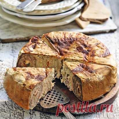 Рецепт быстрого мясного пирога в мультиварке. Вместо теста – тонкий лаваш!