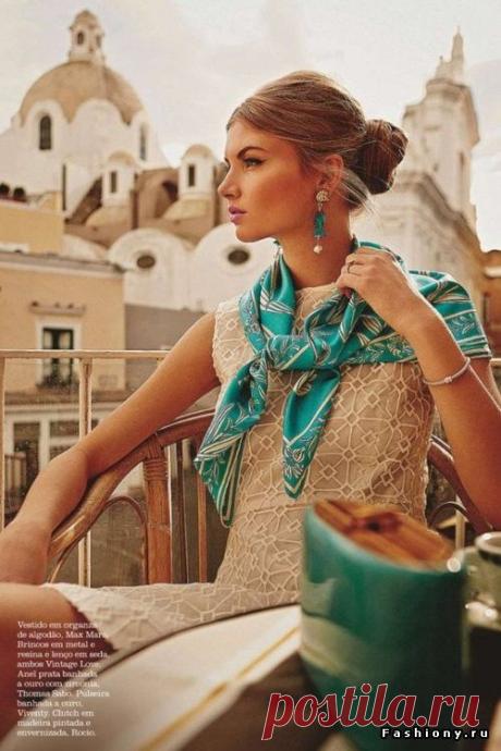 Подборка шикарных платьев из глянцевых изданий