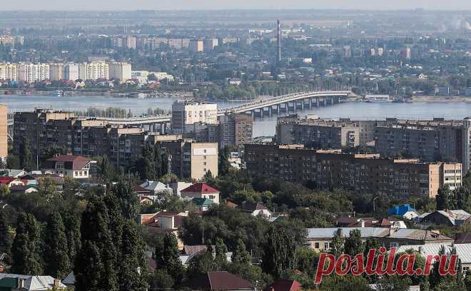 Глава Саратова назвал фейковыми сообщения о режиме повышенной готовности. Сообщения о введении режима повышенной готовности в Саратове из-за риска атаки на военную инфраструктуру являются фейком, заявил глава города Михаил Исаев.