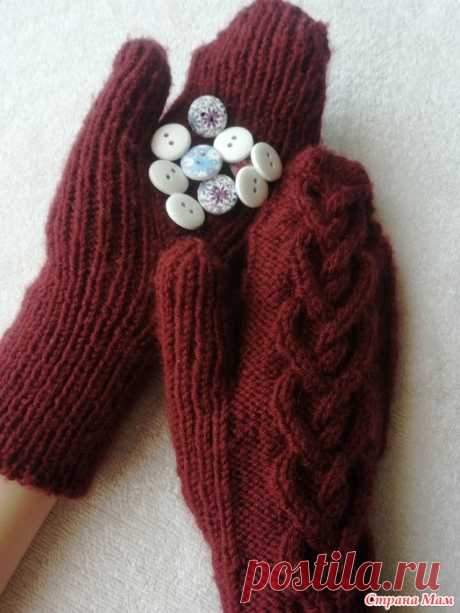 Варежки детские "Сердечки" Всем привет! Связались-сочинились у меня варежки для дочки Нового ничего не придумала, арановый узор в виде сердечек нашла на просторах сети))