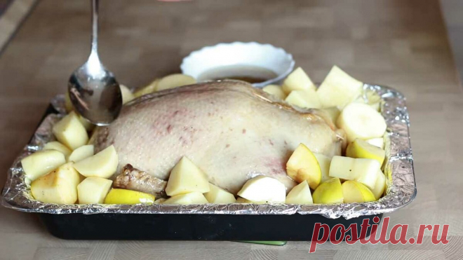 Муж часто просит приготовить такую утку с хрустящей корочкой. Фарширую яблоками и апельсинами, делюсь рецептом | IrinaCooking | Яндекс Дзен