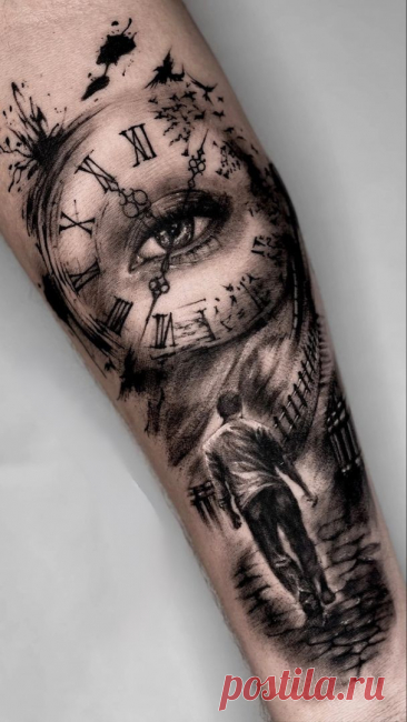 Татуировка с изображением часов имеет глубокий философский смысл, указывает на самосознание человека и его взгляды на жизнь.