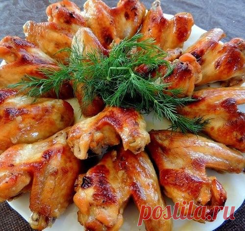 Куриные крылышки в соусе