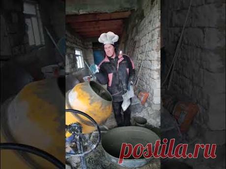 Строитель насмотрелся кулинарных шоу. Юмор