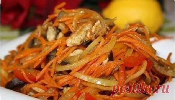 Великолепный салат из баклажанов с мясом и болгарским перцем.