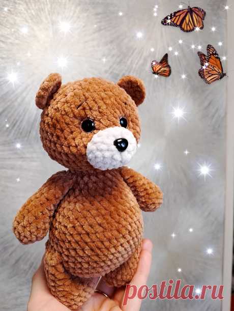 PDF Мишка Потапыч крючком. FREE crochet Аmigurumi toy patterns. Амигуруми схемы и описания на русском. Вязаные игрушки и поделки своими руками #amimore - медведь из плюшевой пряжи, плюшевый медвежонок, мишка.