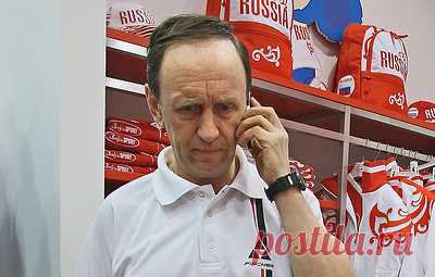 Аликин заявил, что Елисееву нужно спуститься на землю после конфликта с тренером сборной. Бывший тренер сборной считает, что биатлонист не имел права идти на конфликт с Юрием Каминским