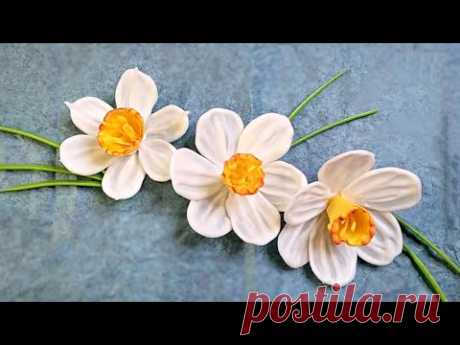 Шоколадные цветы для торта /  Как сделать шоколадный декор - YouTube