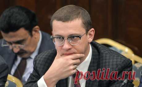 Сын Евтушенкова вышел из совета директоров Ozon после санкций. Сын основателя АФК «Система» Владимира Евтушенкова Феликс вышел из совета директоров маркетплейса Ozon, говорится в сообщении компании, поступившем в РБК.