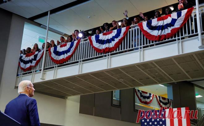 Белый дом исправил текст речи Байдена про рабочих в США без образования. Белый дом внес изменение в речь президента США Джо Байдена после его выступления о снижении безработицы среди афроамериканцев и латиноамериканцев.