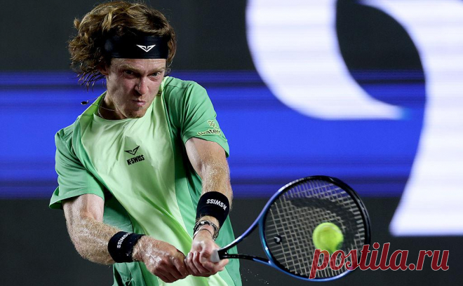 Рублев 45-й раз в карьере вышел в полуфинал турнира ATP. Российский теннисист в 1/4 финала в мексиканском Лос-Кабосе победил в трех сетах американца Эмилио Наву