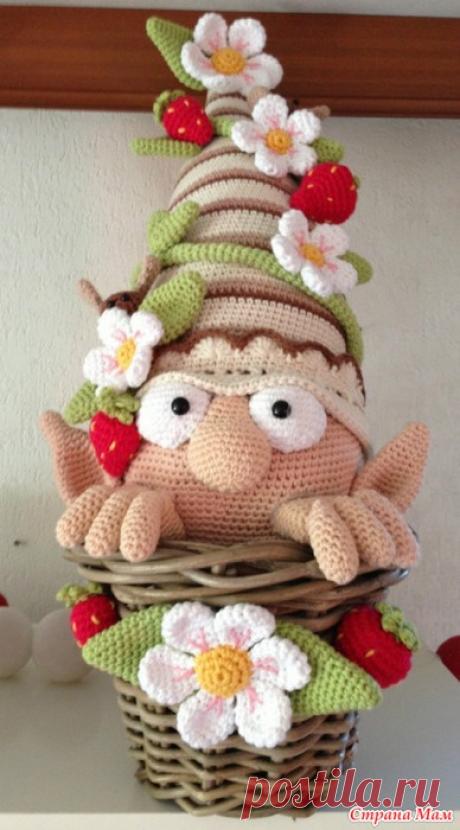 Вяжем игрушку "Клубничный гномик". - Вяжем вместе он-лайн - Страна Мам