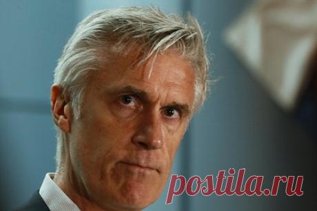Суд отложил слушания по жалобе на приговор покинувшего Россию инвестора Калви. Мосгорсуд отложил на 21 апреля рассмотрение жалоб на приговор американскому бизнесмену и основателю инвестфонда Baring Vostok Майклу Калви и его партнеру Филиппу Дельпалю. Перенос слушаний связан с необходимостью перевода дополнений к апелляционным жалобам на французский язык и ознакомления с ними Дельпаля.