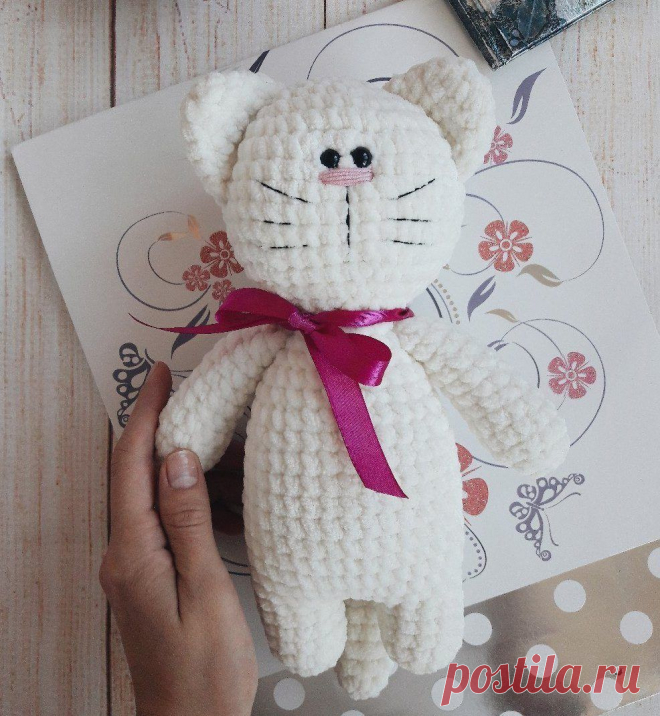Кошка крючком Схемы вязания, вышивания, модели и узоры спицами. Вязание крючком для начинающих и профессионалов со схемами и описанием. Каждый день новая схемы и мастер классы.
