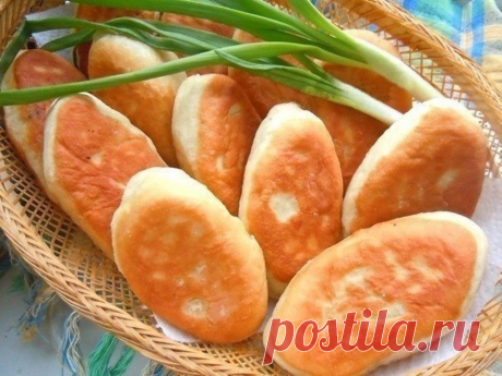 Много лет подряд искала рецепт жареных пирожков, вкус которых помню с детства: наконец нашла, секрет - в тесте