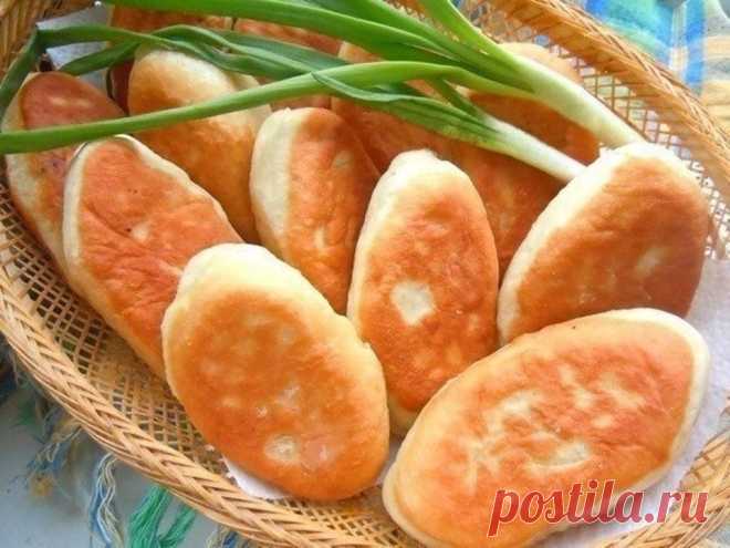 Много лет подряд искала рецепт жареных пирожков, вкус которых помню с детства: наконец нашла, секрет - в тесте