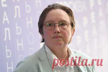Новым директором Пушкинского музея назначена Елизавета Лихачева. Новым директором Пушкинского музея (ГМИИ) назначена Елизавета Лихачева. Об этом сообщили в Министерстве культуры Российской Федерации. Ранее Марина Лошак, которая руководила учреждением в течение почти 10 лет, написала заявление об увольнении по собственному желанию. Срок контракта Лошак истекает 2 апреля.