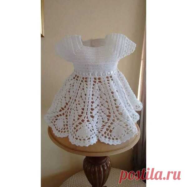 Платье для девочки, вяжем крючком