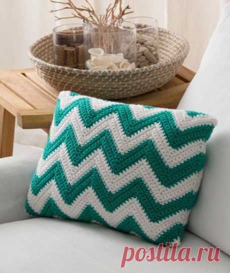 Seaside Pillow | Red Heart