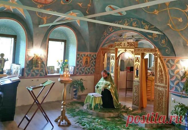 Поминание самоубийц и псевдопольза травы из храма: традиции и суеверия Дня Святой Троицы | Татар-информ | Дзен