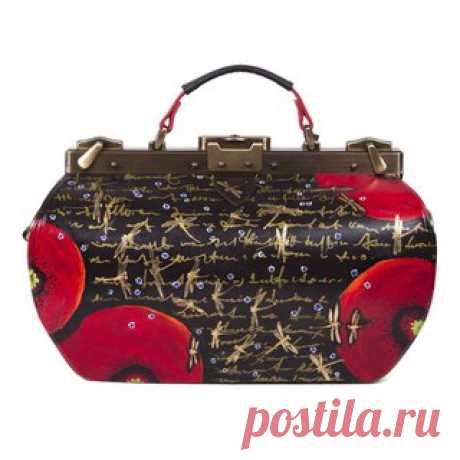 Шикарный комплект из нашей люкс коллекции! Роспись в каждом уголочке, итальянская фурнитура! В наличии!По всем вопросам пишите мне лс: https://vk.com/id36291639