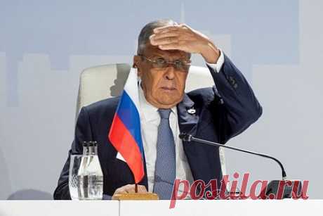 Лавров рассказал о названии БРИКС после вступления новых стран. Все страны БРИКС выступили за сохранение действующего названия объединения после вступления новых членов и не рассматривали другие варианты. По словам дипломата, все понимают, что лучше оставить все как есть, это будет подчеркивать преемственность всей работы объединения.
