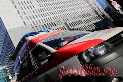 В Германии автомобиль въехал в группу детей. Автомобиль въехал в группу детей в немецком городе Витценхаузен (федеральная земля Гессен), трое из них получили тяжелые травмы. Причины происшествия неизвестны. Полицейские Гессена считают, что это был несчастный случай. Авария случилась около 09:00 по московскому времени возле детского сада.