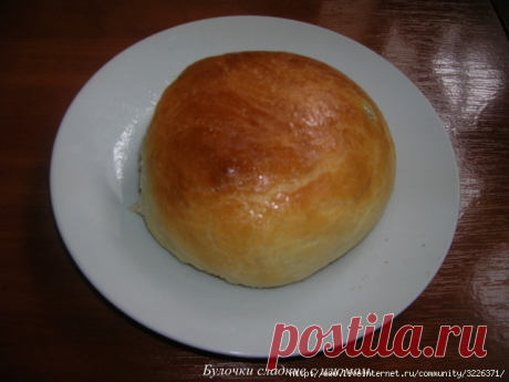 Булочки сладкие с изюмом. (тесто в хлебопечке )