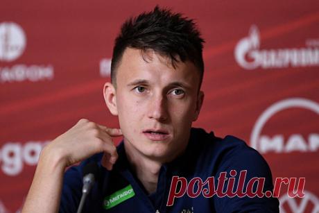 Головин оценил итоги жеребьевки стыковых матчей в отборе на ЧМ-2022 для России. Для сборной России нет большой разницы, с кем играть в стыковых матчах за право попасть в финальную стадию чемпионата мира 2022 года в Катаре. Так итоги жеребьевки оценил полузащитник Монако и сборной России Александр Головин. Он также назвал плюсом тот факт, что россияне сыграют дома.