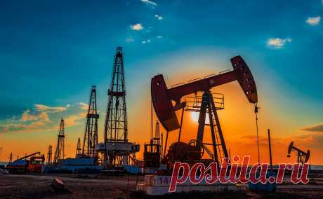 ОПЕК+ отложит увеличение добычи нефти с октября на два месяца. С первого квартала 2024 года восемь стран ОПЕК+, включая Россию и Саудовскую Аравию, добровольно снижают производство на 2,2 млн барр. в сутки. На фоне перепроизводства нефти рядом стран картель решил отсрочить увеличение добычи