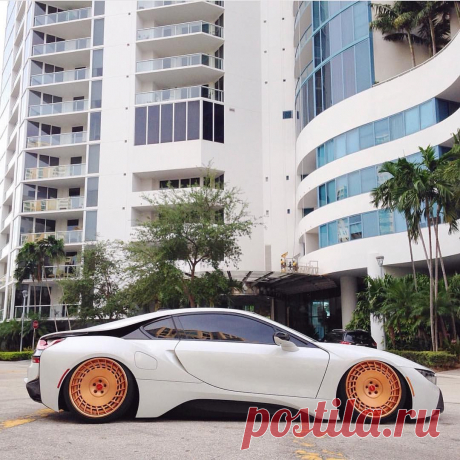 📷 On Set • @lordmcdonnell's I8 @accuair / @hpdrivetech - @tw0r