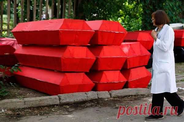 Ольга БОГОМОЛЕЦ: АТО. Сто семьдесят одна безымянная могила - Мнение - GlavPost.Com