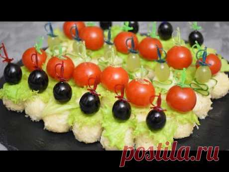 Приготовит даже ребёнок! 🎄 ШИКАРНАЯ ЗАКУСКА которой всегда мало! КАНАПЕ "РАФАЭЛЛО"