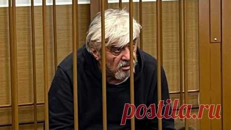 Уголовное дело по делу главы узбекского землячества направлено в суд. Прокуратура Москвы утвердила обвинительное заключение по делу бывшего главы узбекского землячества Усмана Баратова. Об этом сообщается в Telegram-канале ведомства. Суд избрал Маратову меру пресечения в виде заключения под стражу. ...