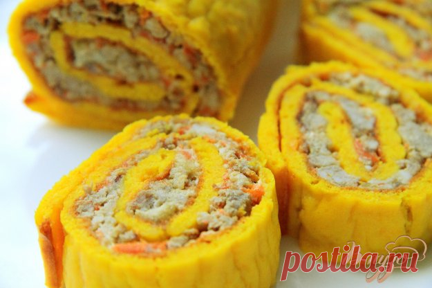 Тыквенный рулет с мясным фаршем - пошаговый рецепт с фото Тыквенный рулет с мясным фаршем станет прекрасной закуской к праздничному столу. Вкусный и сытный рулет, никого не оставит равнодушным. Можно подавать как в горячем, так и в холодном виде.