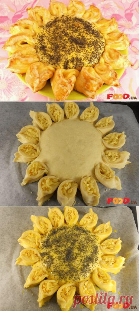 обалдено красивый пирог с мясом и сыром "Подсолнух".
