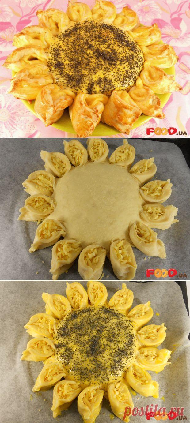 обалдено красивый пирог с мясом и сыром "Подсолнух".