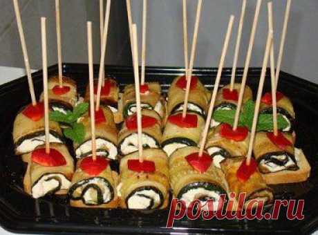 Вкусные,рулики из кабачков или баклажанов!!! ПОПРОБУЙТЕ Вам понравится !!! рецептик здесь&gt;&gt; https://domashnij.klass-resept.ru/ruliki-iz-kabachkov.html