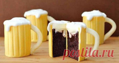 Торт "Пивная кружка" из мастики, для мужчин. 

Для приготовления же миниатюрных кексов в виде пивной кружки, которые вы вполне можете приготовить на День рождения или на 23 февраля, вам понадобятся следующие ингредиенты: 

масло сливочное — 150 гр.; 
Показать полностью…