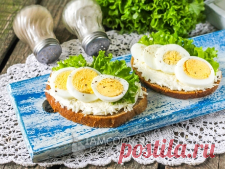Бутерброды с плавленым сыром и яйцом — рецепт с фото Бутерброды с плавленым сыром и яйцом - дело 5 минут, если у вас в наличии уже есть отваренные куриные яйца.