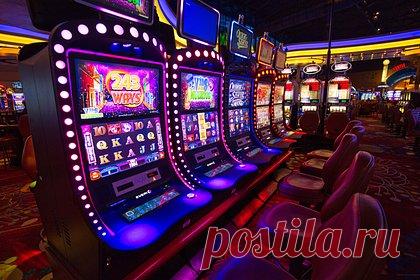 Женщина выиграла больше ста миллионов рублей в онлайн-казино и попала за решетку. Трейси Стивенсон из Великобритании украла 1,7 миллиона фунтов стерлингов у начальника на азартные игры и попала за решетку. У Стивенсон были проблемы в браке, она также пережила внезапную смерть лучшего друга. По словам женщины, благодаря онлайн-играм она убегала от реальности.