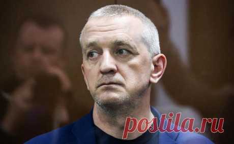 Главу одной из крупнейших букмекерских контор обвинили в хищении ₽90 млн. Руководителя букмекерской компании, работающей под брендом «Мелбет», Игоря Ляпустина обвинили в хищении 90 млн руб. Ранее суд избрал ему меру пресечения в виде запрета определенных действий