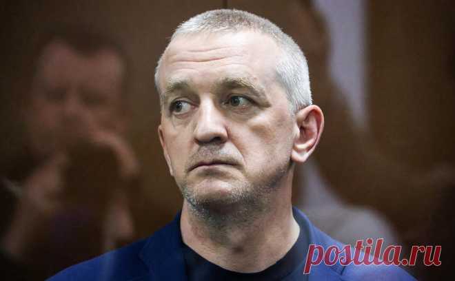 Главу одной из крупнейших букмекерских контор обвинили в хищении ₽90 млн. Руководителя букмекерской компании, работающей под брендом «Мелбет», Игоря Ляпустина обвинили в хищении 90 млн руб. Ранее суд избрал ему меру пресечения в виде запрета определенных действий