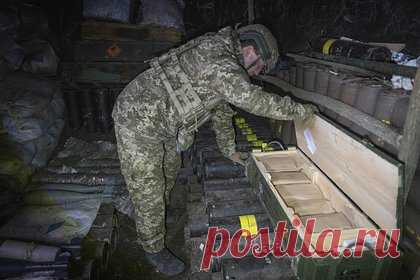 Белый дом отчитался о предоставленной Украине помощи. CША потратили на помощь Киеву 113 миллиардов долларов, с сентября 2023 года — 13 миллиардов. Об этом сообщает Fox News со ссылкой на письмо главы административно-бюджетного управления администрации США Шаланды Янг сенатору Джеймсу Вэнсу. Однако эта сумма может быть больше из-за стоимости замены оружия и боеприпасов.